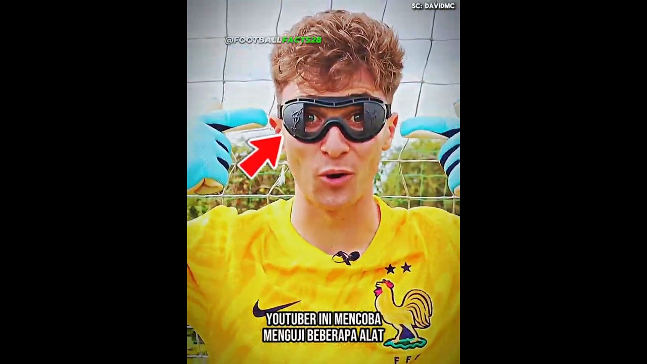 Youtuber Ini Menguji Alat Yang Sering Di Gunakan Oleh Penjaga Gawang 😱