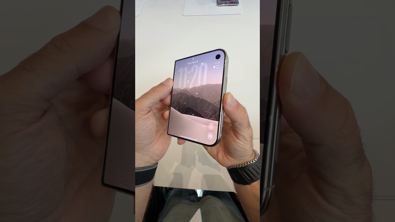 Apple iPhone Duo first look!