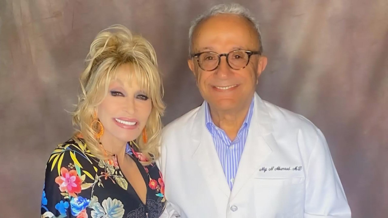 Dolly Parton's Cancer Diagnosis Was Kept A Secret