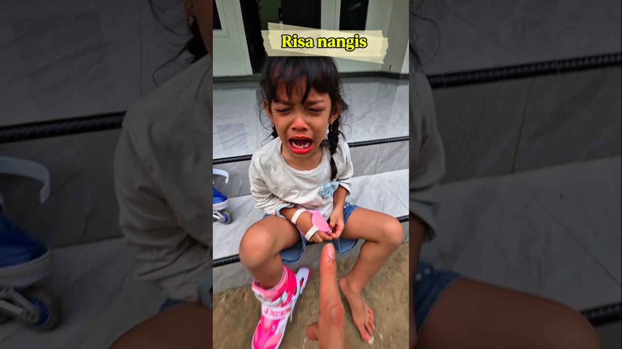 risa sepatu rodanya ilang