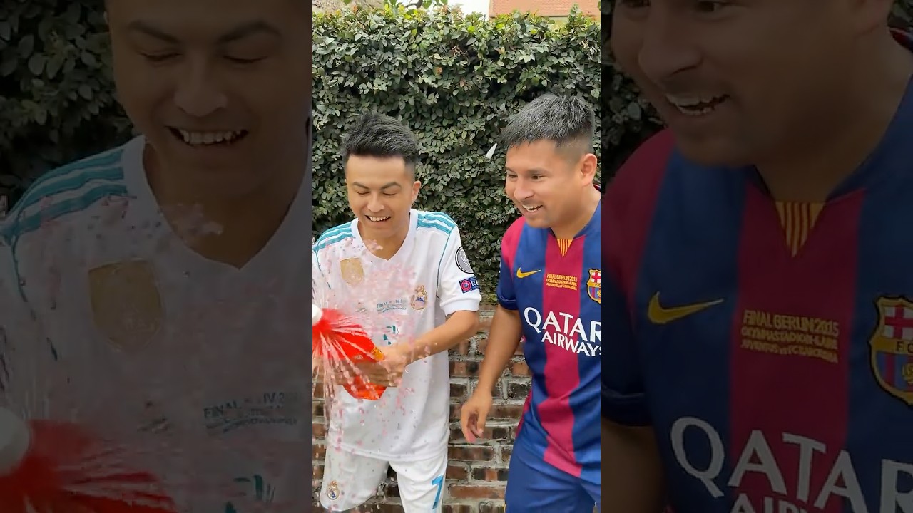 Ronaldo criticized the toy Messi gave him.