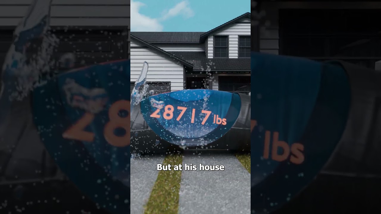 He Used Water Filled Tubes To Block A Flood 😮