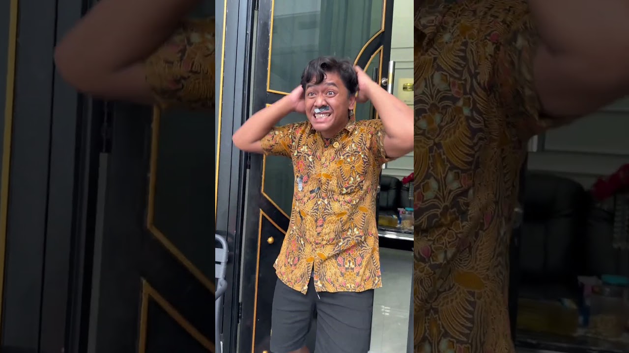di suruh masuk rumah malah hujan hujanan!!