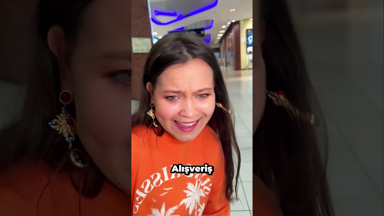 🤣 Sonya'nın çamurlu ayak izleri alışveriş merkezinde tam bir kaosa yol açtı! #shorts