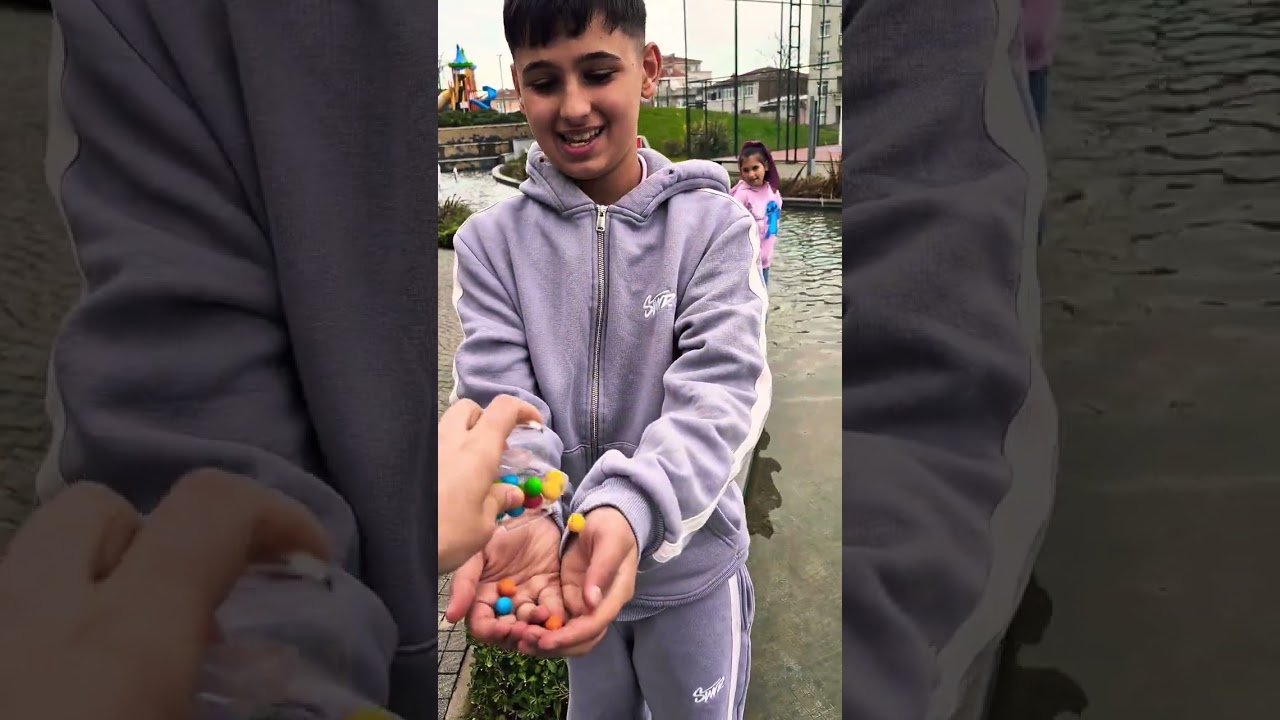 Big sister and small sister funny🥴😱😷😵‍💫🤯 #cute #eylenceli #funny #keşfetbeniöneçıkar #kesfeteyyiz