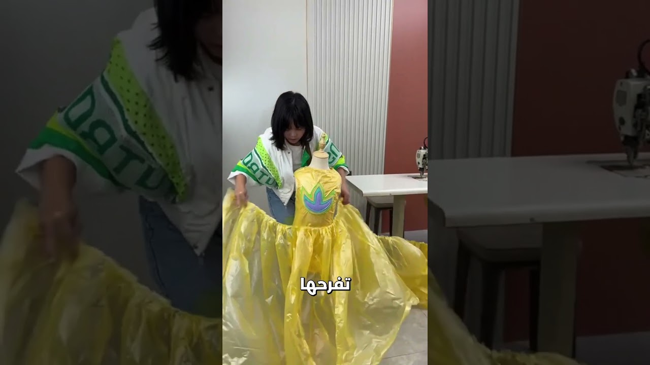 👗 فستان عزة النفس! شاهد كيف ردت الأم على إهانة البائع وصنعت لابنتها أجمل مفاجأة | قصص روعة #شورت