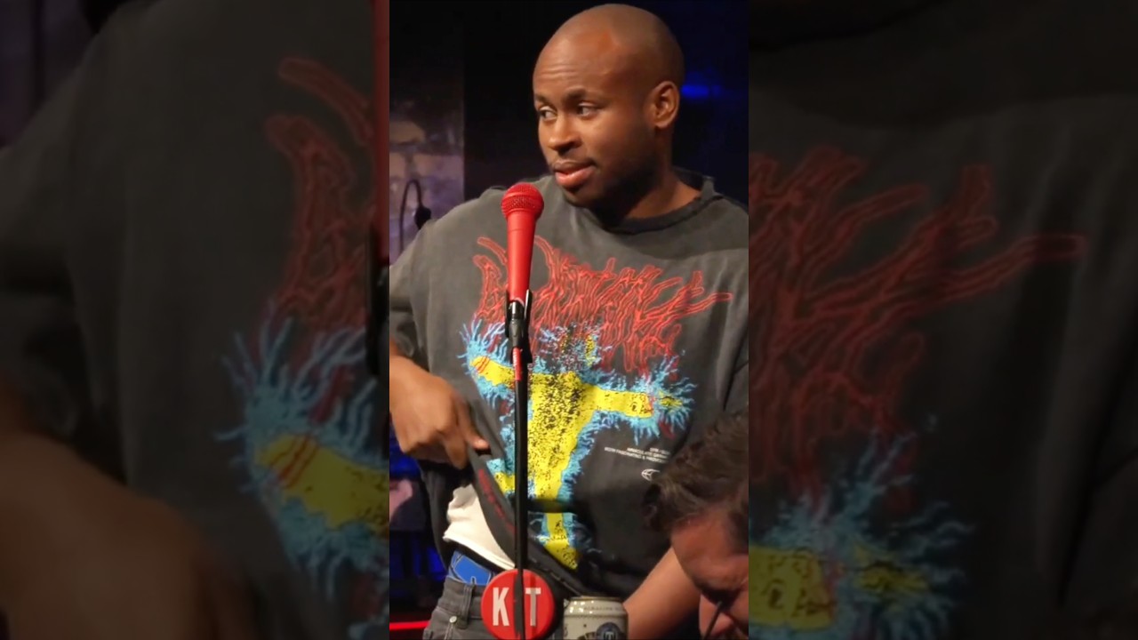 Tony: That Word In Sign Language 😂🤣 Kill Tony #shorts #killtony