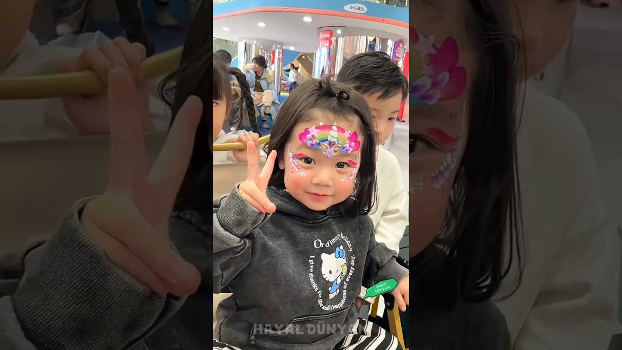 Okulda Herkes Elbiseyle Geldi… O Işıltısıyla Kazandı 🌈🥹