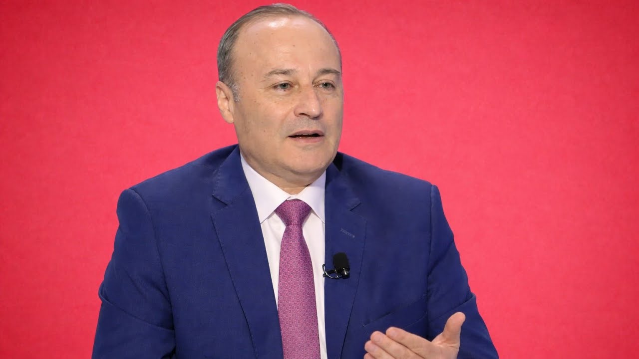 "مفاجأة مدوية خلال ساعات"؟ منير شحادة يطيح بكل الضوابط دفعة واحدة: ما حدا يغلط بالحساب والآتي قريب!