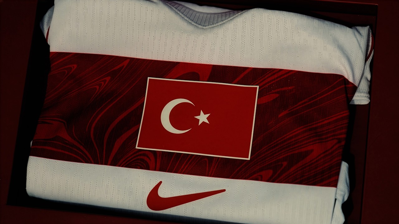 Sinan Akçıl - Türkler Geliyor