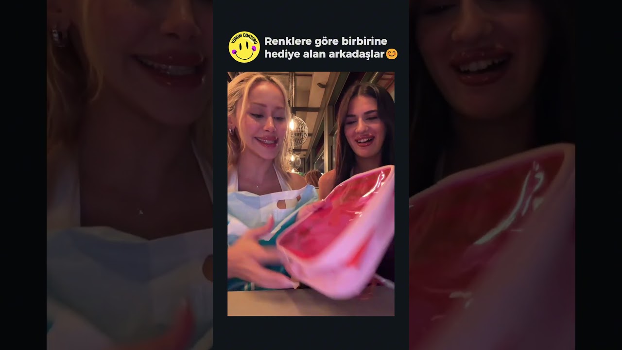 Renklere Göre Birbirine Hediye Alan Arkadaşlar😊