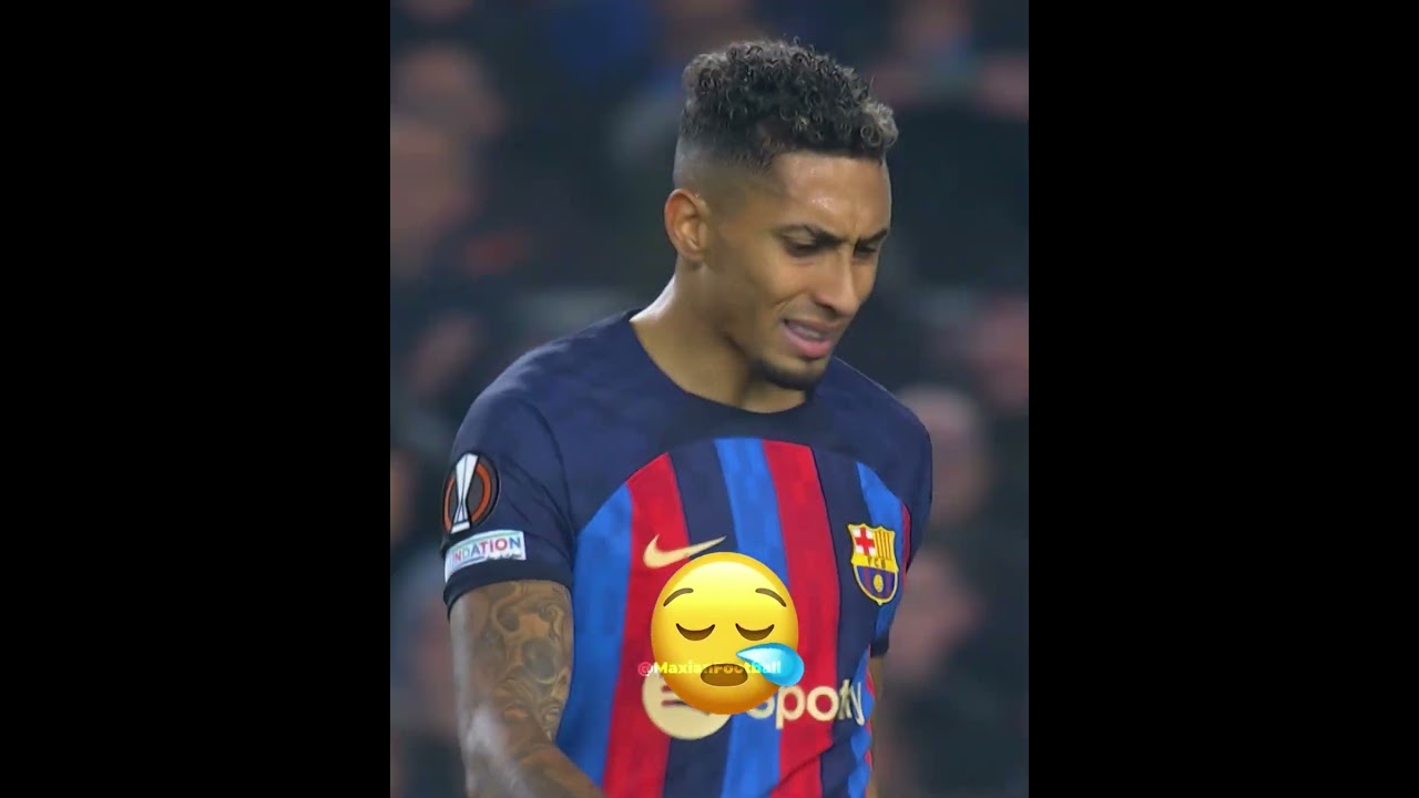 Poor Raphinha 😪