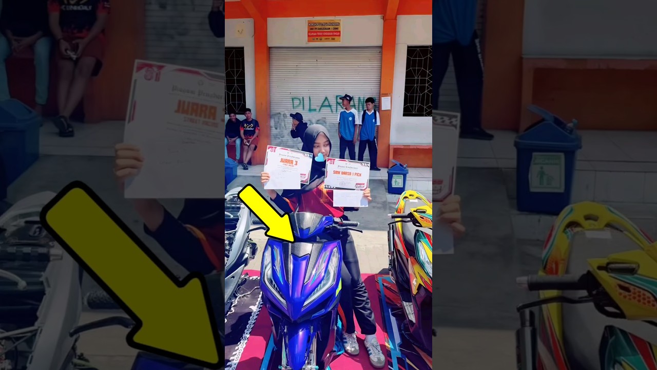 Ikut Kontes Motor Tahunan di Sekolah, Siswi Ini Raih Juara 3!