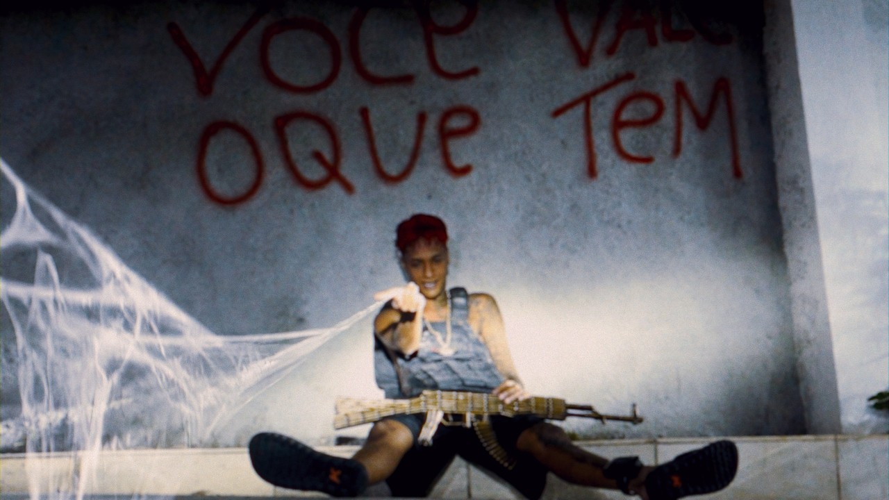 Oruam - Tiro de Amor (Clipe Oficial)