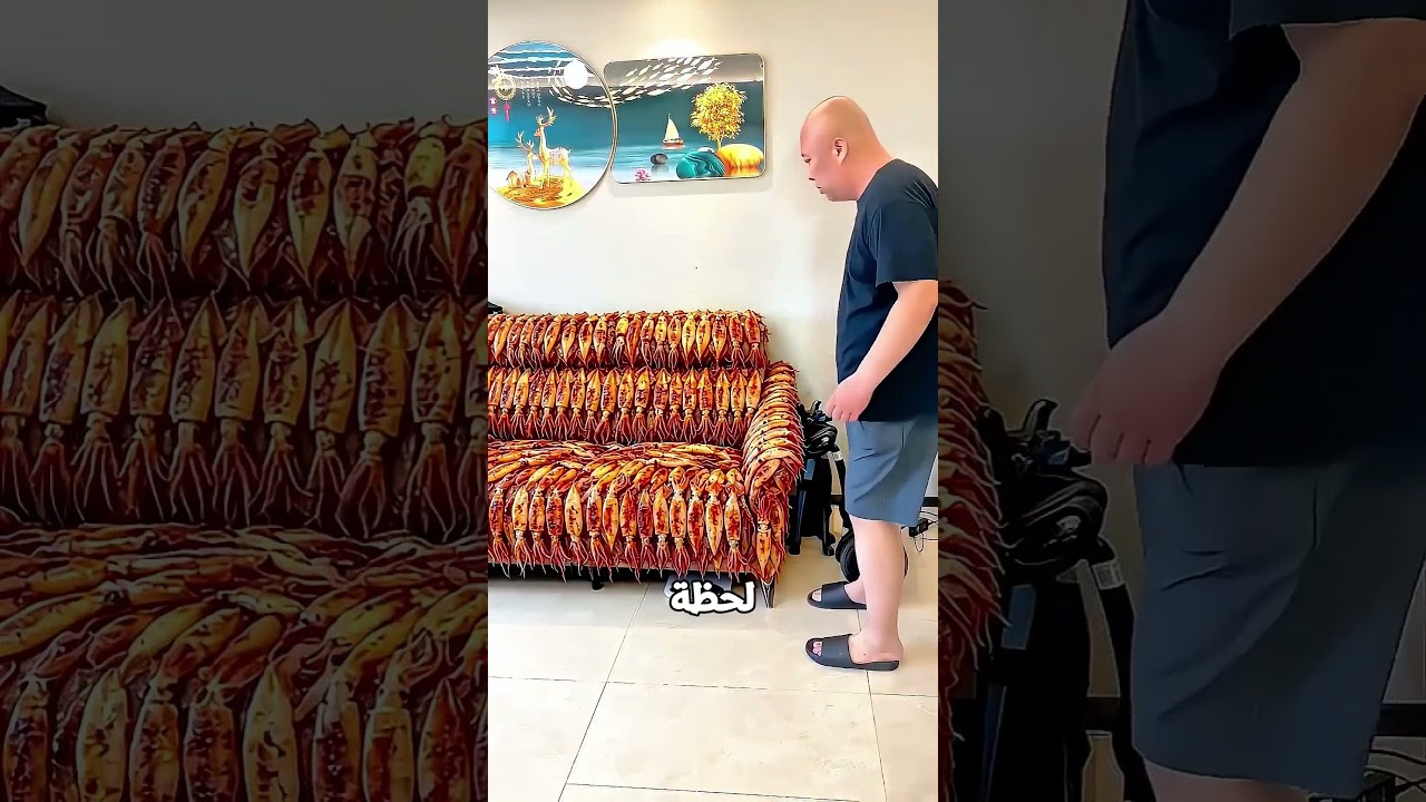 راح يقعد على الكنبة.. لكن المفاجأة كانت غير متوقعة! 😲