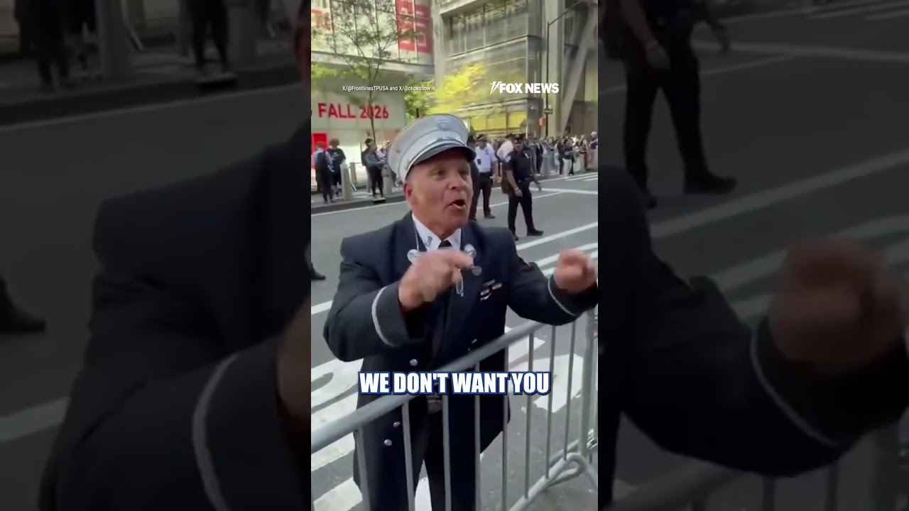 Firefighter unloads on pro-Palestinian protesters near 9/11 Memorial #shorts