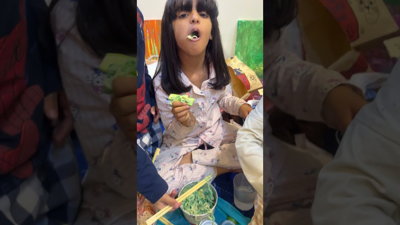 و اخيراً جربنا ترند النودلز الكوري مع الخيار!!