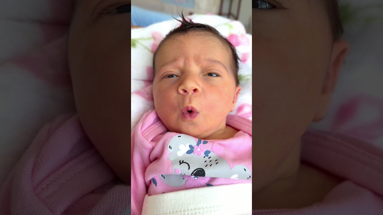 O bebê mais lindo assoviando pra vocês! Haha entramos na trend! #gravidez #recemnascido #baby