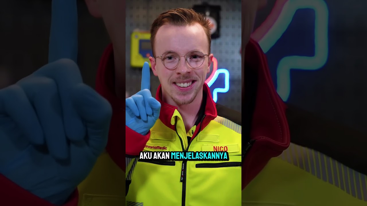 Terjebak di Saluran Air, Barang Mana yang Akan Kamu Pilih? 😨