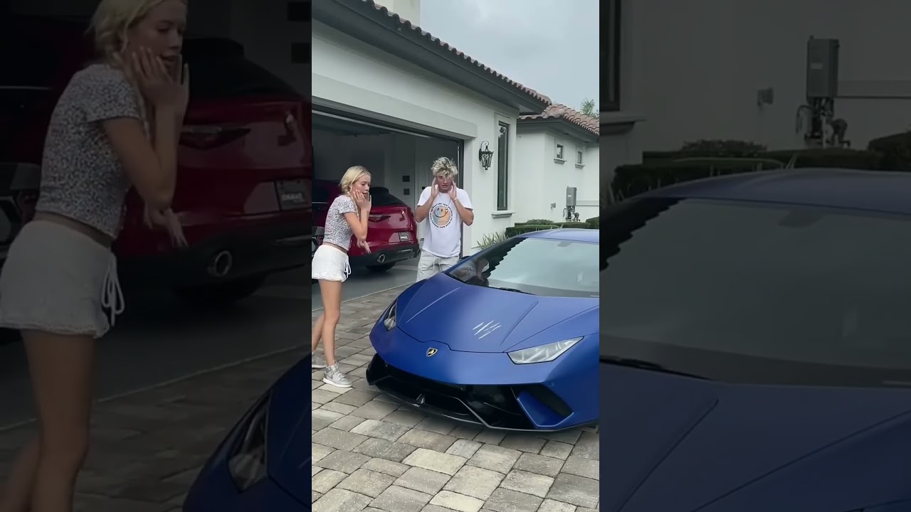 Introducing the "VitaWear SmartBand," a next-generation wearablegadget#shortsfeed #trending