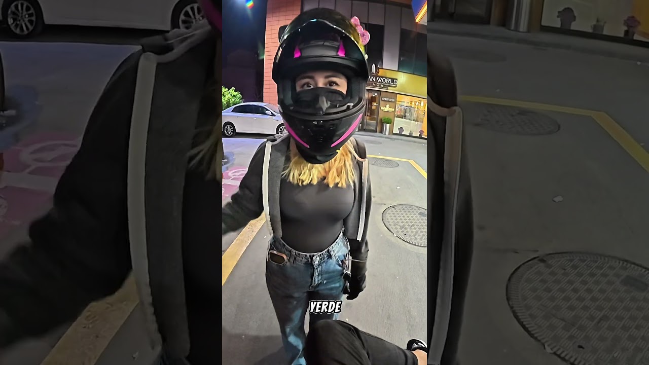Kısa boylu motorcu kız 🥲 #shorts #mizah #kurye #aşk #motovlog #komik #duygusal