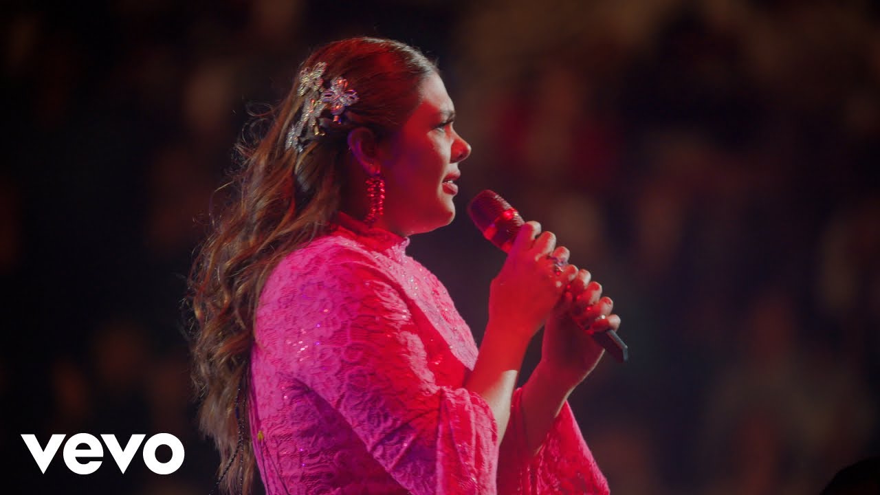 Yuridia - Qué Agonía (En Vivo Desde la Plaza de Toros la México) - Published by YuridiaVEVO