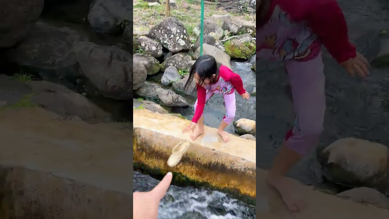 Sandal Kakak Di Buang Di Kali 🤣🤣