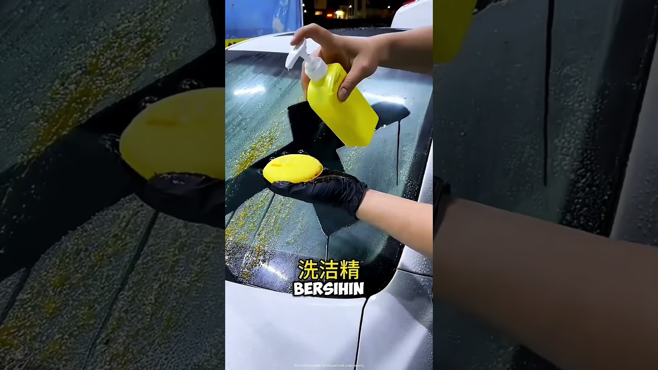Cuma Pakai Cairan Ini, Kaca Mobil Bisa Bersih Berbulan-Bulan?!