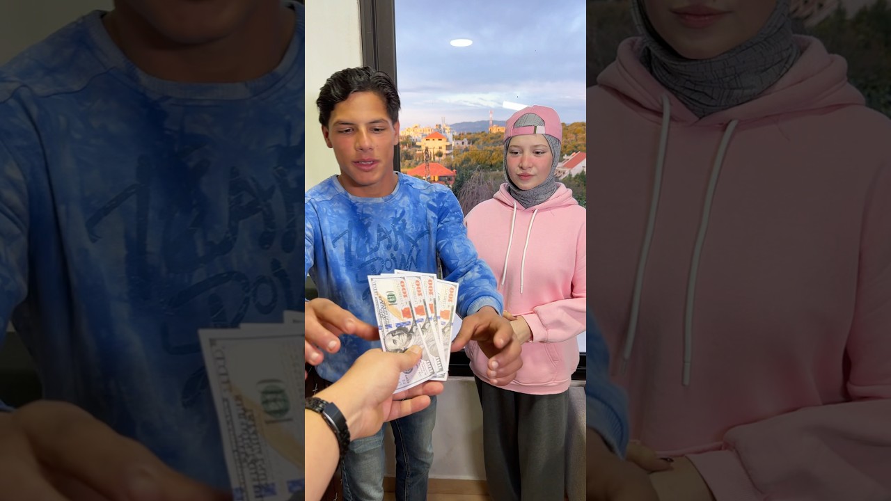 جوزي عم يوزع عيديات للعيلة كلها:😱