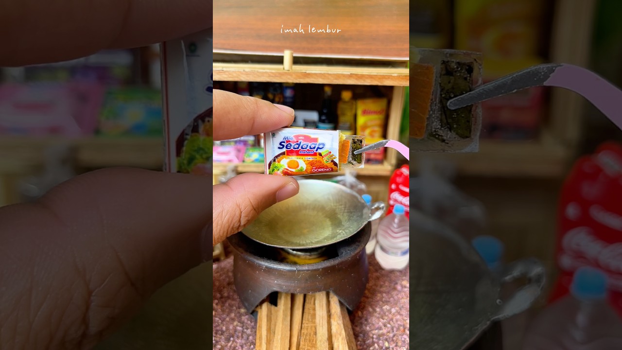 Masak Mie SUPER MINI #rumahminiature #miniature #miniaturehouse #warungmini #belanjamini