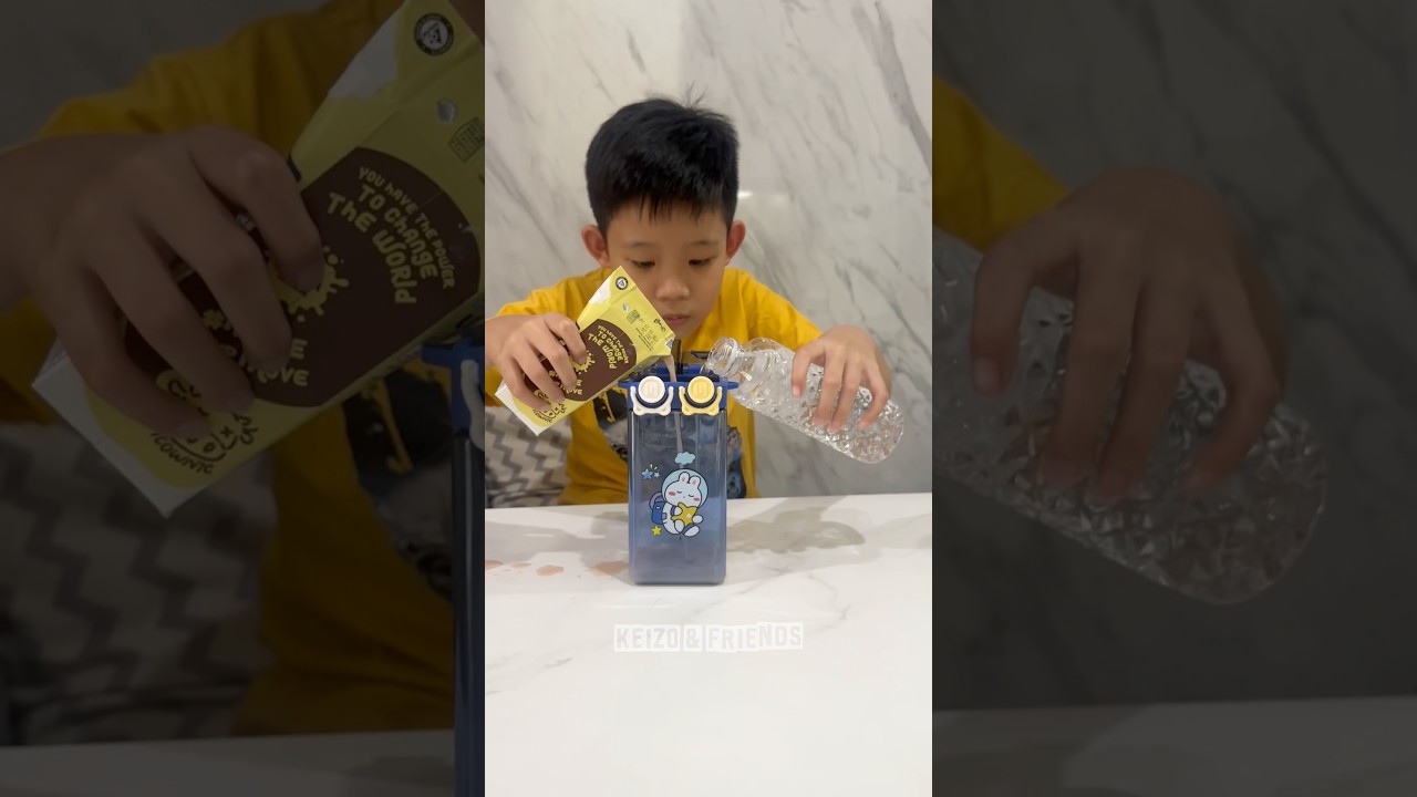 Udah pakai botol dua sisi koko masih muntah sampe dimarahin⁉️