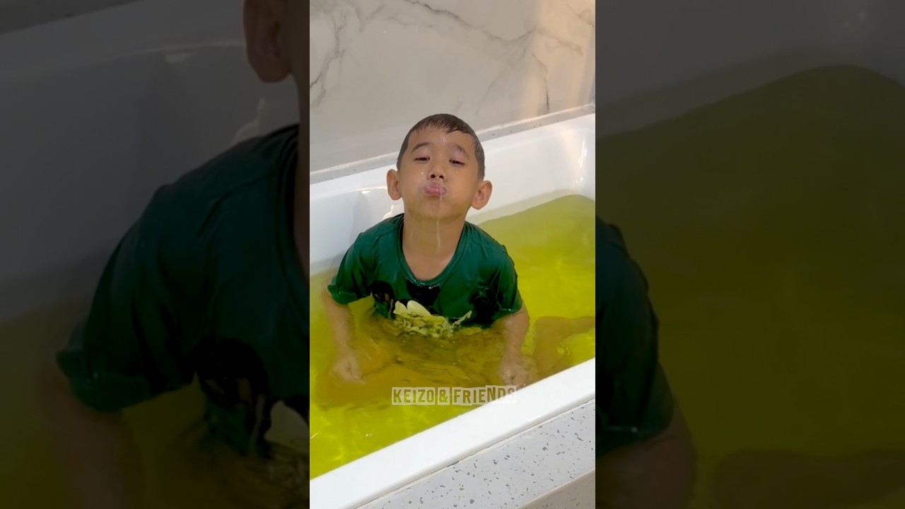 Keizo prank berendam di air bekas pipis biar bathub ga direbut⁉️