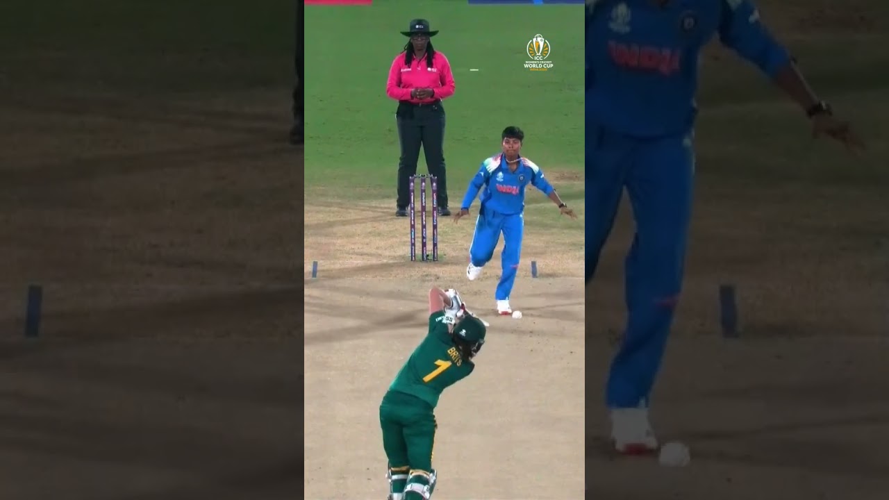 𝐎𝐇 𝐌𝐘 𝐆𝐀𝐔𝐃! 🤯 Kranti Gaud plucks a stunner to get rid of Tazmin Brits 🔥 #CWC25