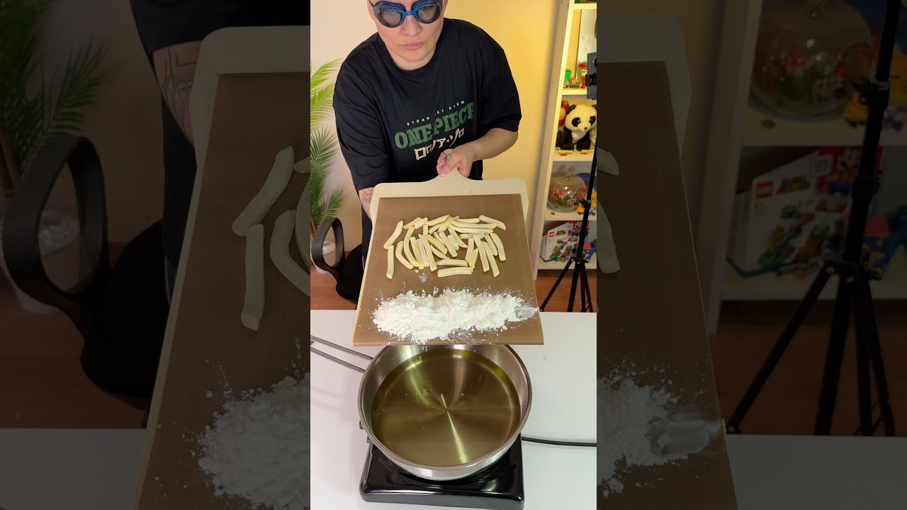 Nişasta patates kızartmasını çıtır yapar mı? Deniyorum! #shorts #lifehack cr: snacktechlab