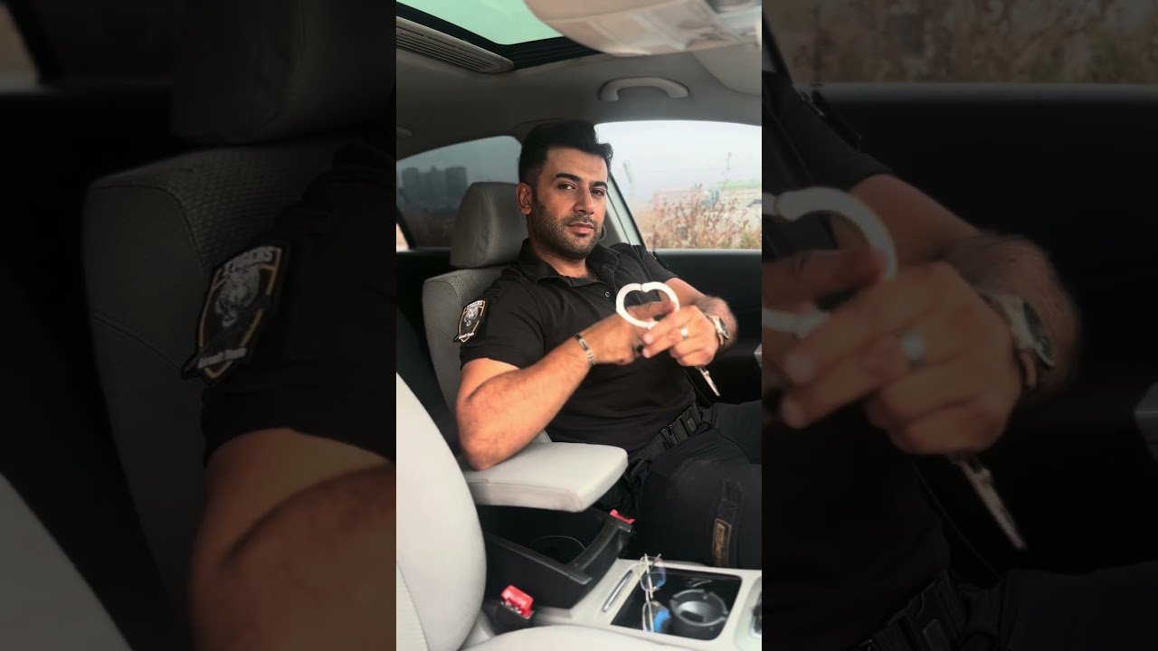 Arabada kelepçe showw