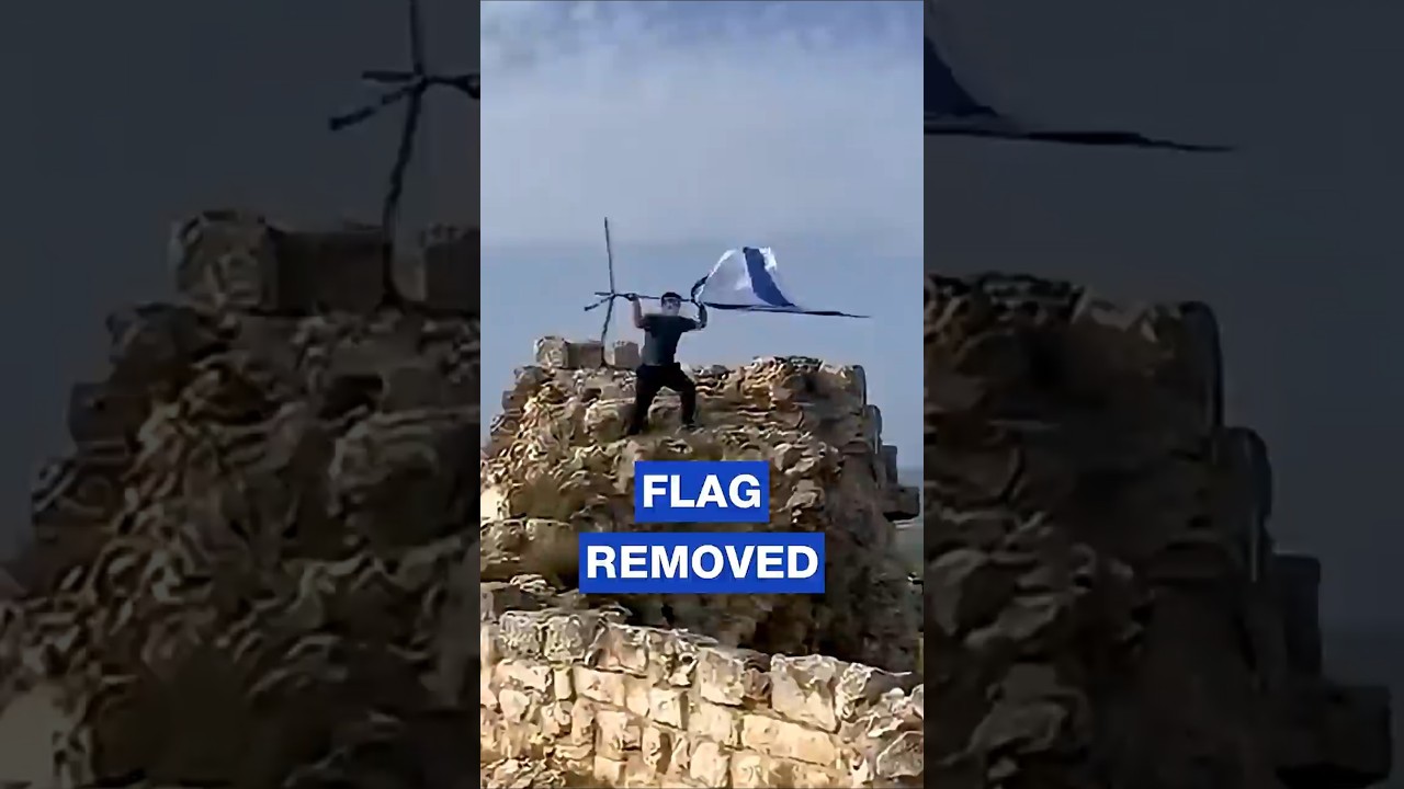 🇱🇧🇮🇱 Lebanese removes ‘Israeli’ flag placed in the south