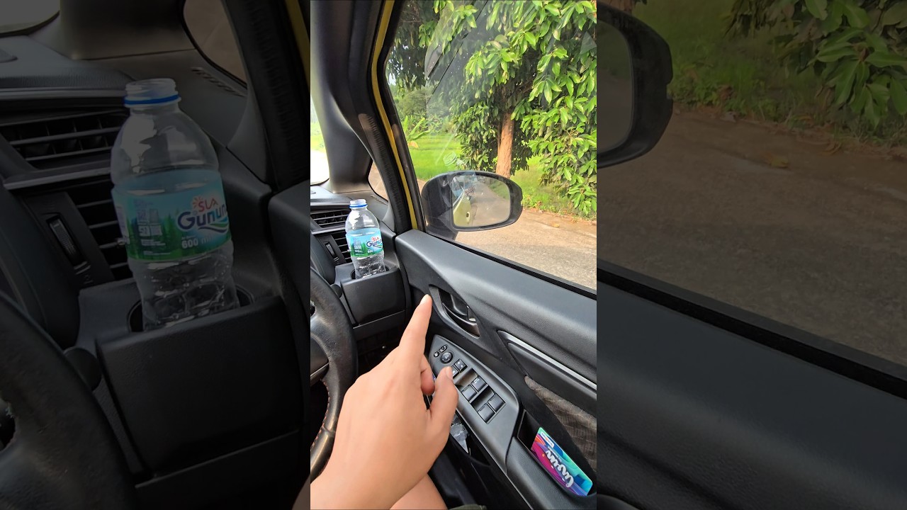 otong mau tutup kaca spion mobil zira#trendingshorts