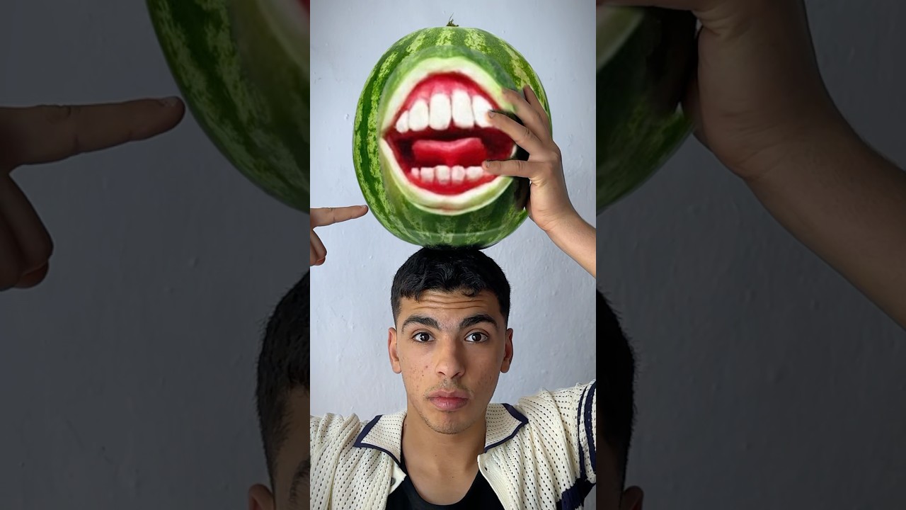 هل رح اقدر ارسم على البطيخ🍉#رسم #drawing #shorts