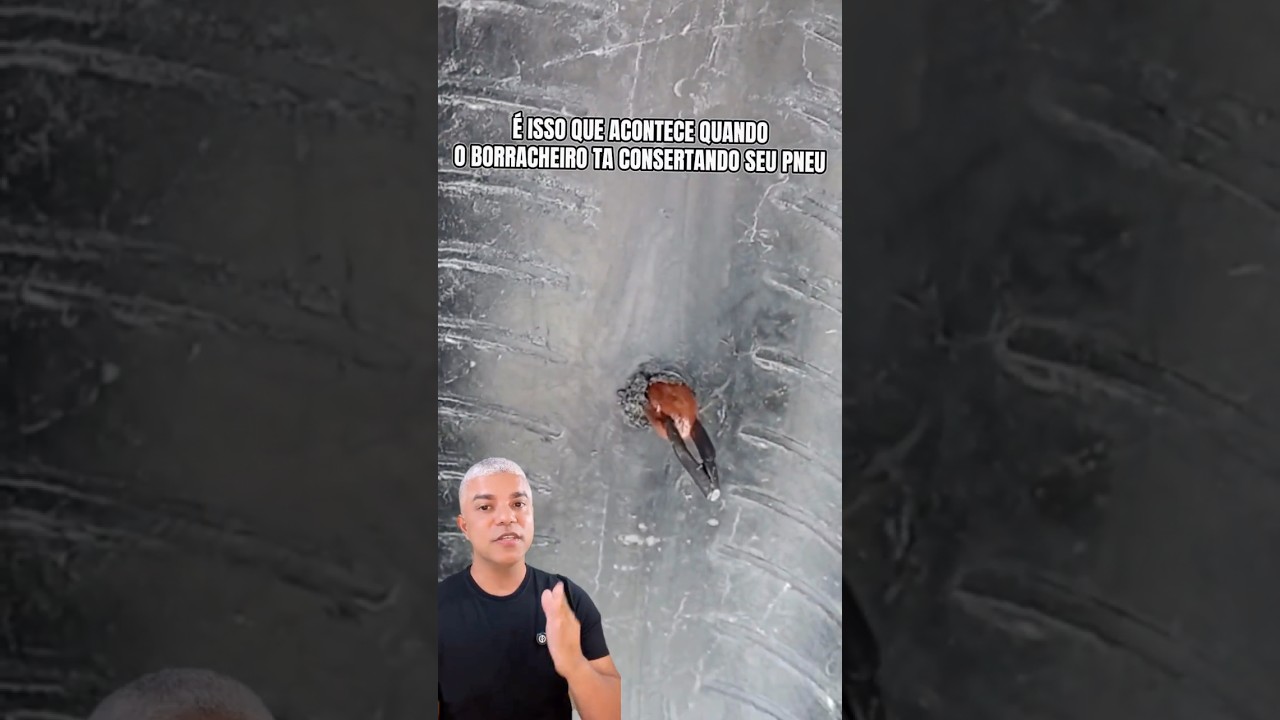 A visão interna do conserto com "macarrão" é pura satisfação.