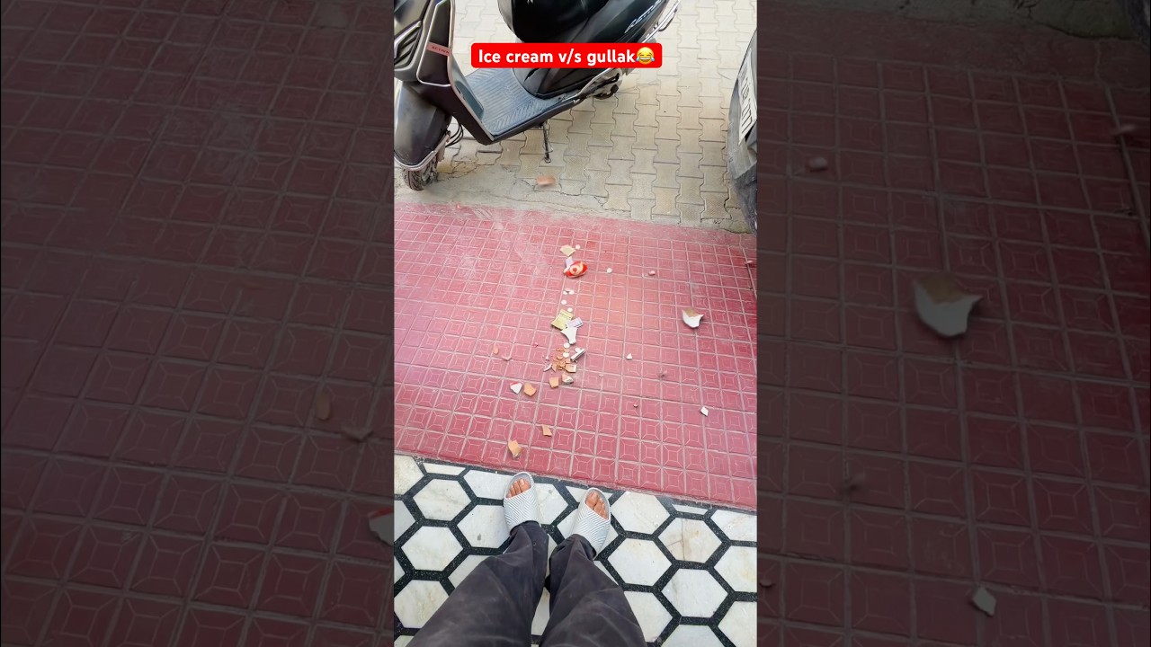 Ice-cream v/s gullak😂 #comedy #funny #funnyvideo #comedyvideo #youtubeshorts #funnyshorts