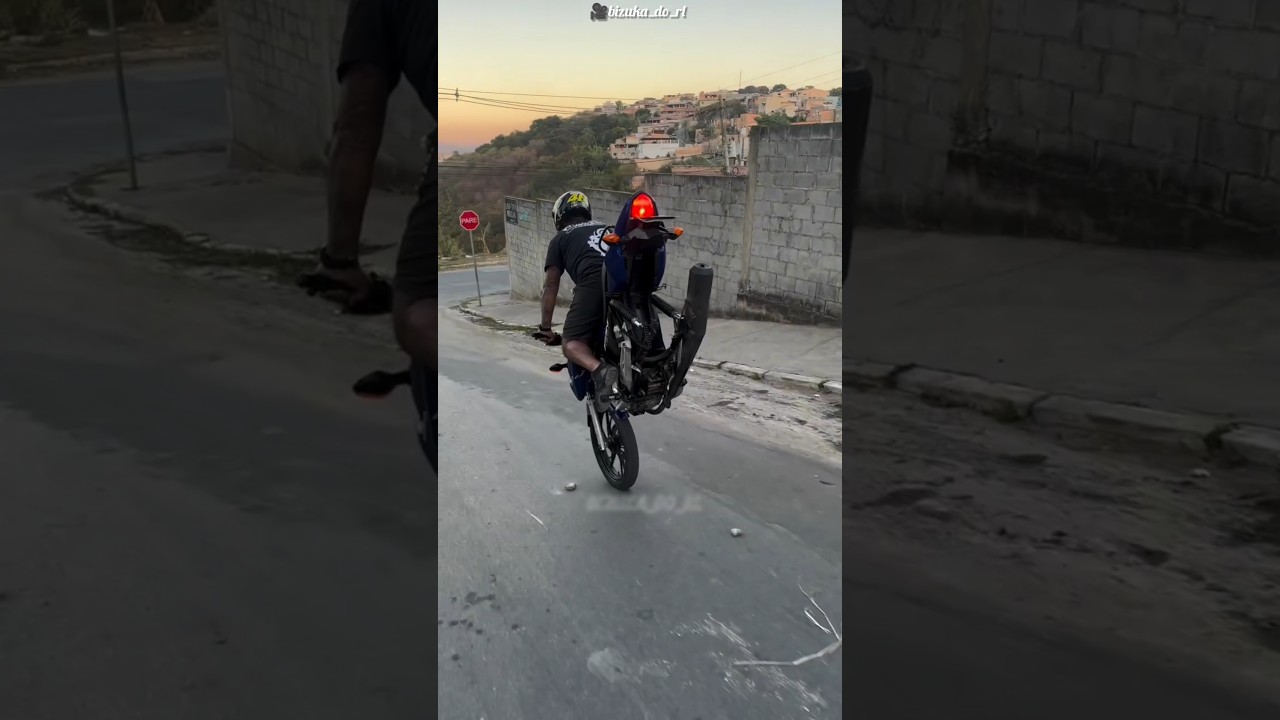 This boy's bike tyre suddenly went out #shortsvideo