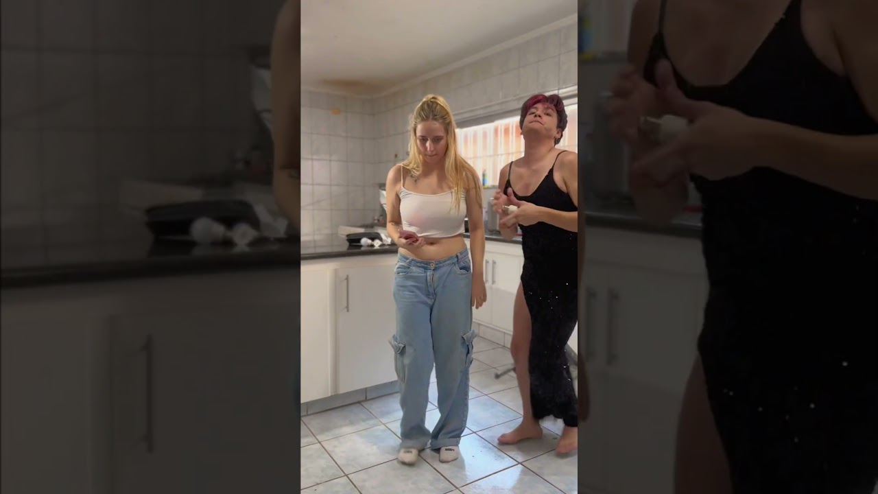 ELE TAVA TROCANDO A LÂMPADA! 😱😱 #shorts