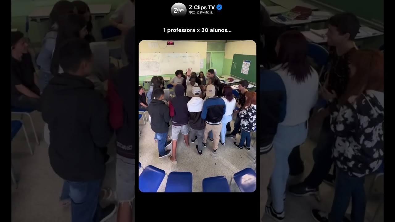 Por essa nem a cadeira esperava 😂😂😂 (@t3rceiraob2k26) #humor #shorts #escola
