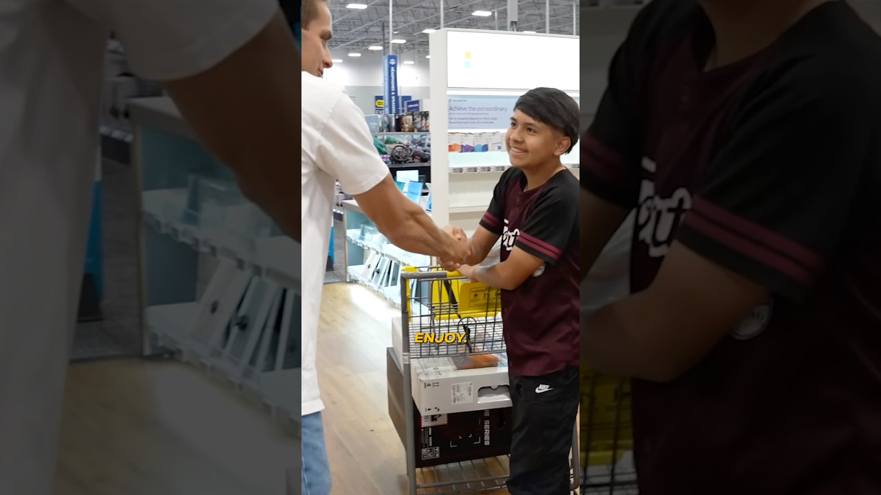 3 minutes to build your dream PC!