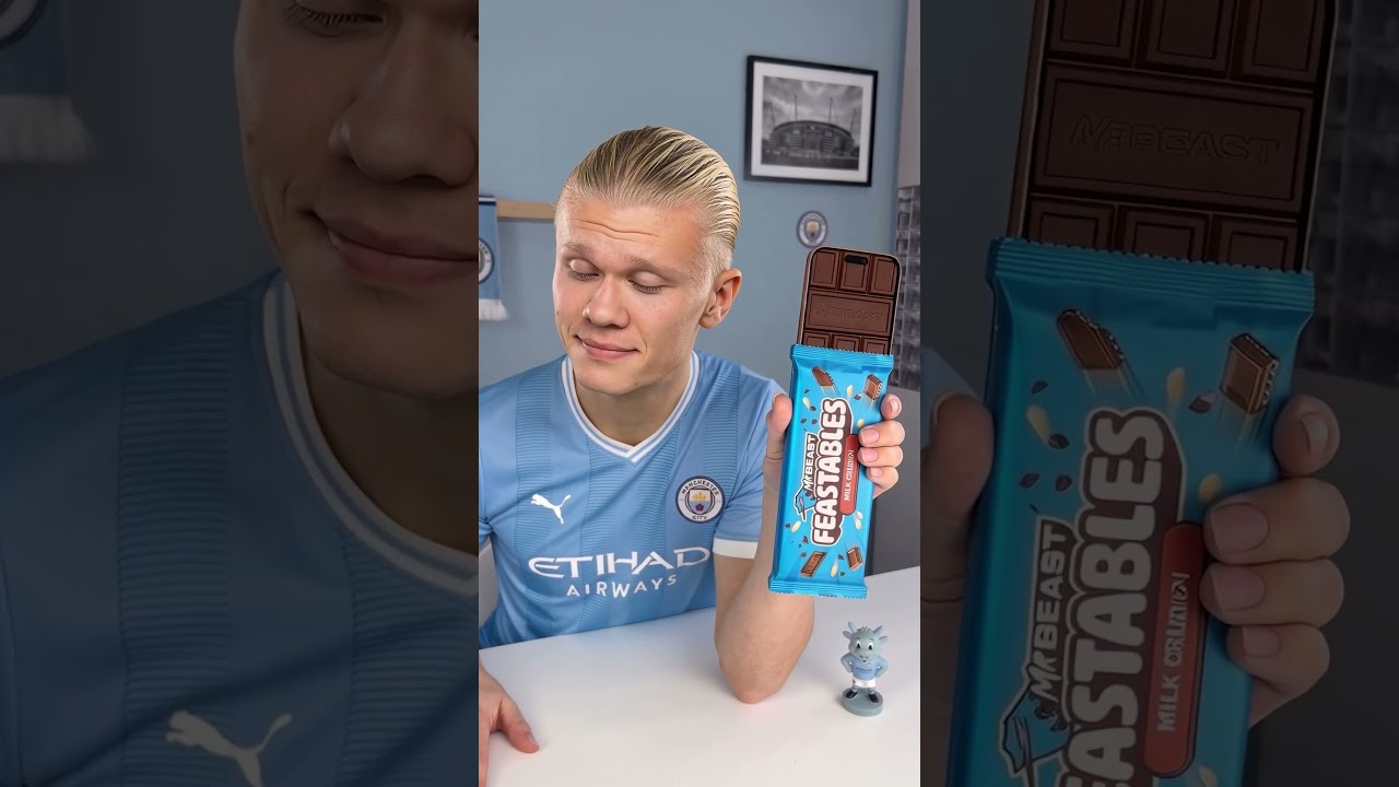 How to Give a Gift Chocolate to Best Friend 😂🍫#football #haaland