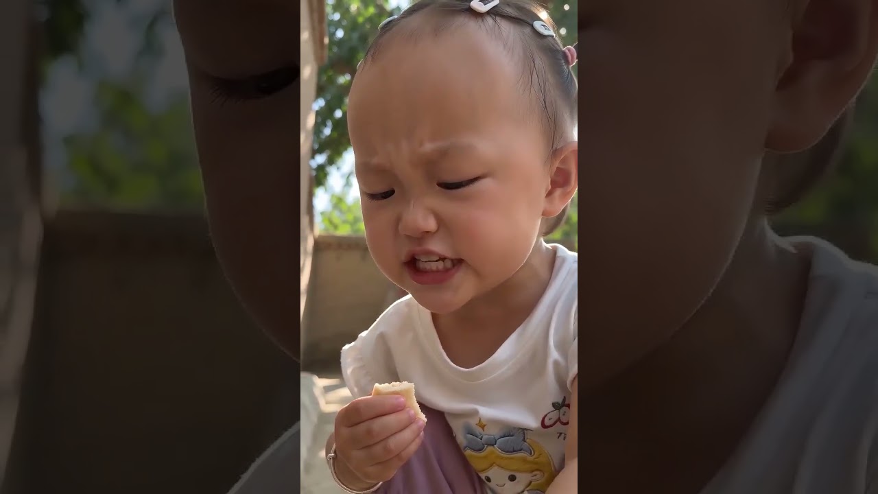 跟小螞蟻聊的有來有去😂 DOU+ DOU+上熱門 #人類幼崽戶外