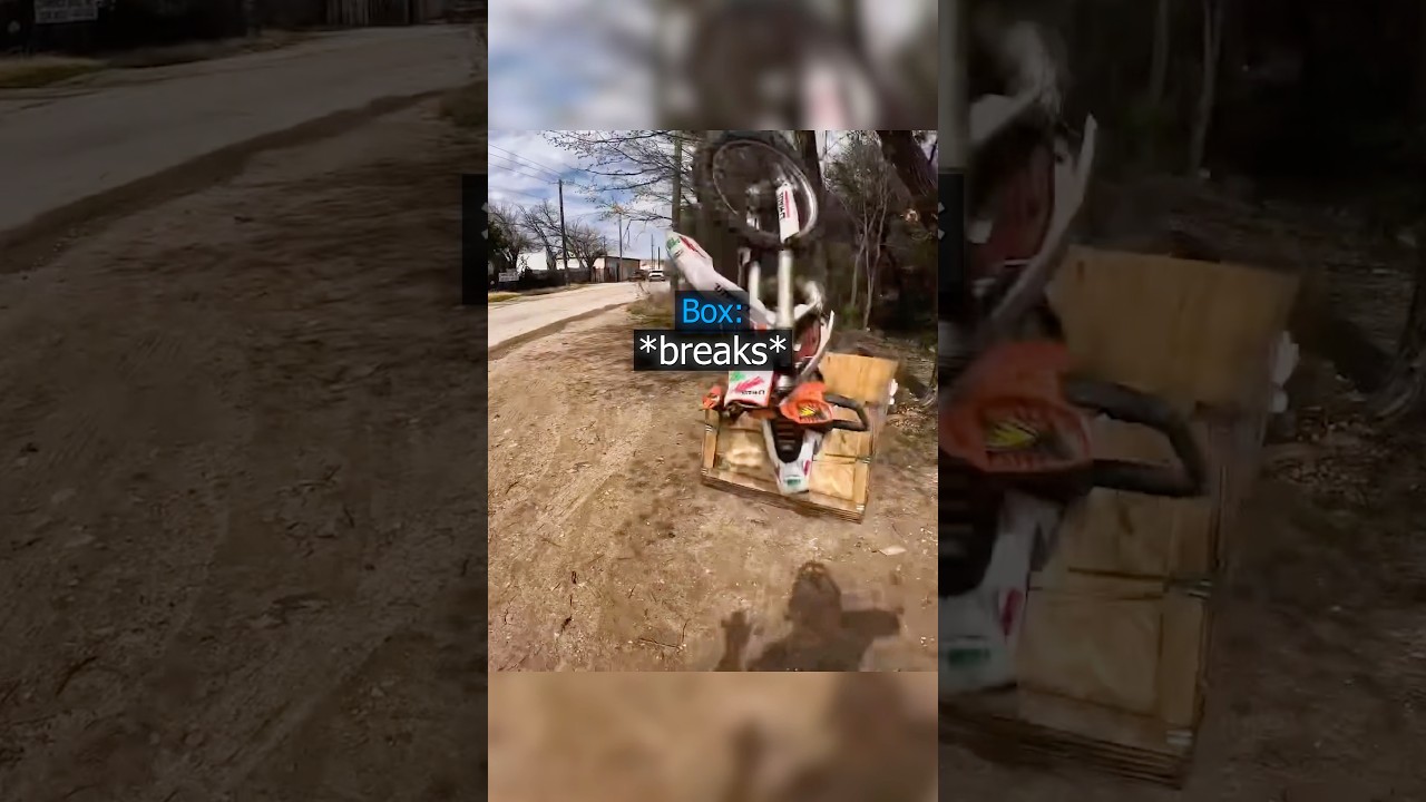 Biker Crashes the Bike !😱