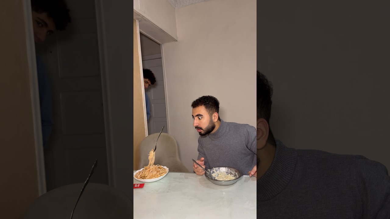 الشوكه الطائره 😂🍴🤣