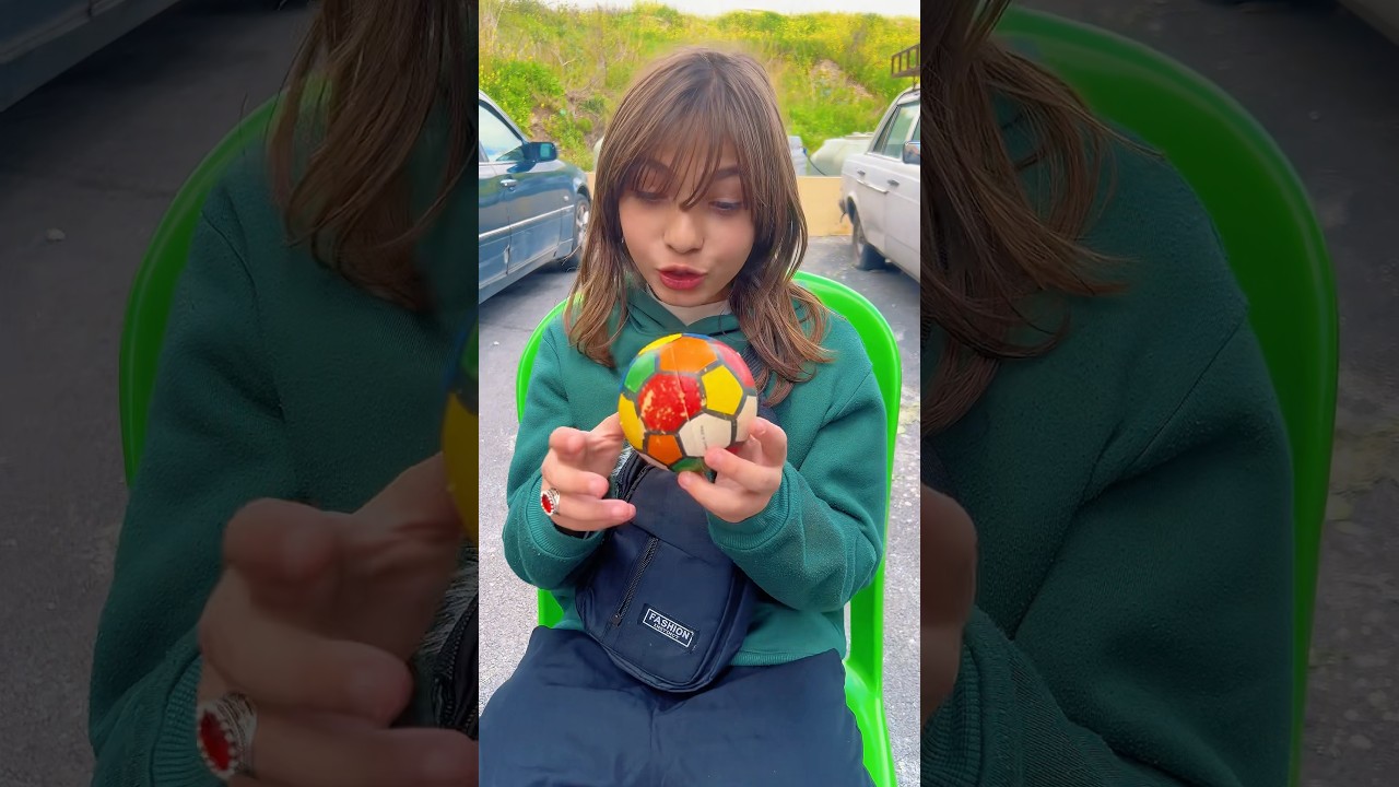 طائرة توزع الهدايا😱 #funny #comedy #تحشيش #اكسبلور