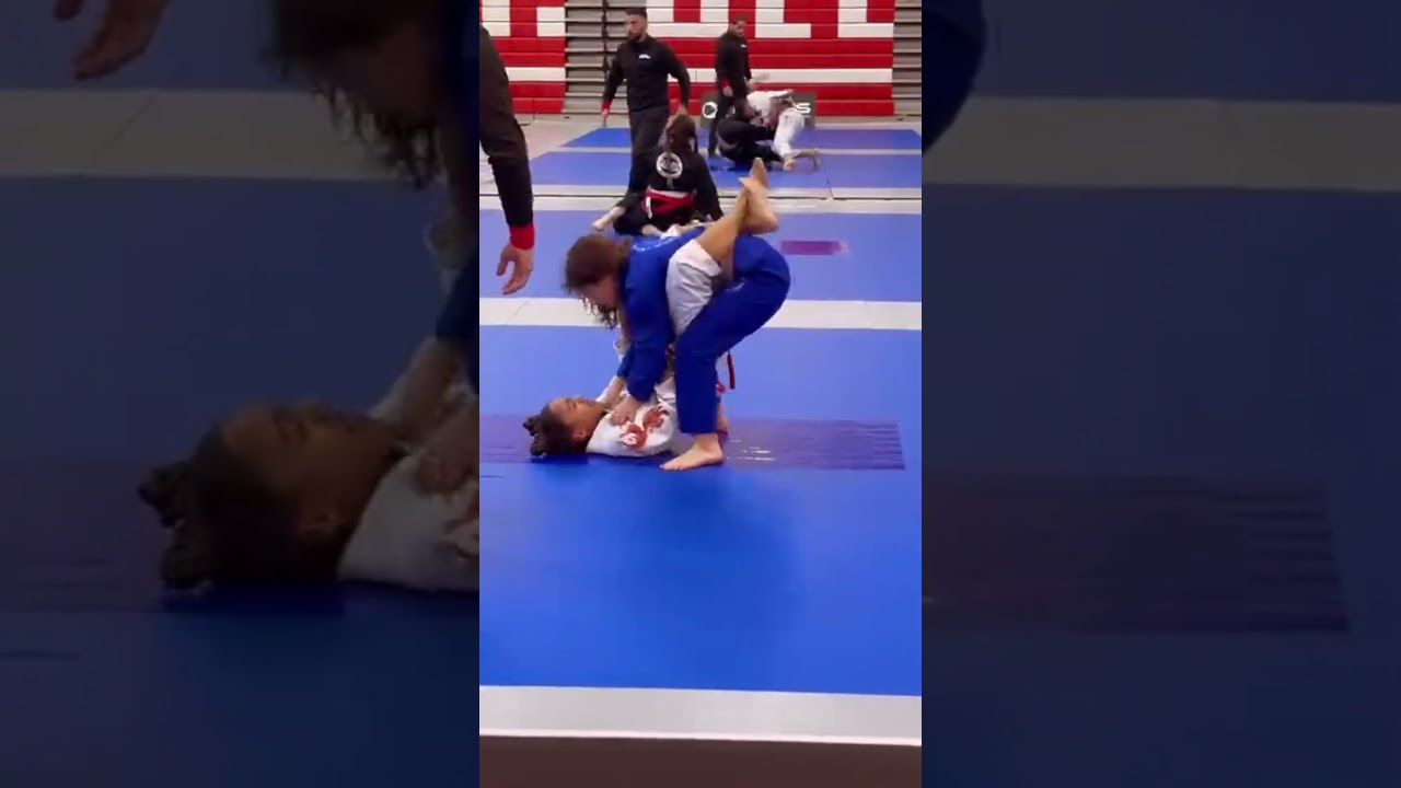 Her Life Changed Forever ♿ (@isabellajiujitsugirl)